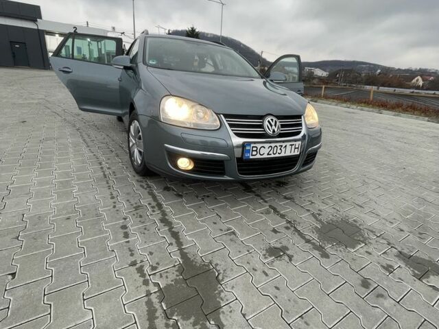 Сірий Фольксваген Гольф, об'ємом двигуна 1.6 л та пробігом 189 тис. км за 7688 $, фото 1 на Automoto.ua