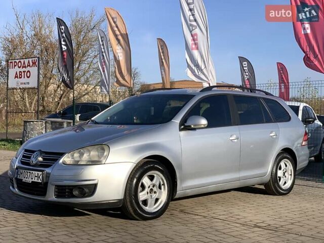 Серый Фольксваген Гольф, объемом двигателя 1.9 л и пробегом 252 тыс. км за 6499 $, фото 1 на Automoto.ua