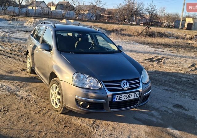 Серый Фольксваген Гольф, объемом двигателя 1.39 л и пробегом 293 тыс. км за 5400 $, фото 1 на Automoto.ua
