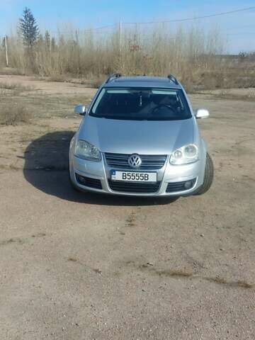 Сірий Фольксваген Гольф, об'ємом двигуна 1.97 л та пробігом 250 тис. км за 6300 $, фото 1 на Automoto.ua