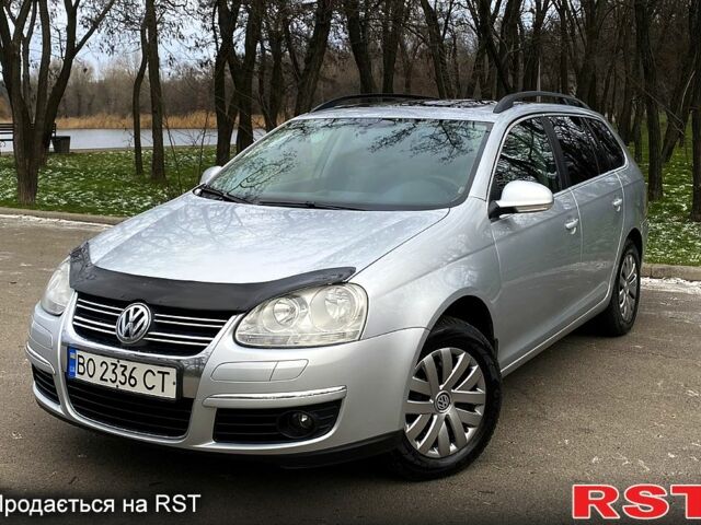 Серый Фольксваген Гольф, объемом двигателя 1.4 л и пробегом 25900 тыс. км за 5300 $, фото 1 на Automoto.ua