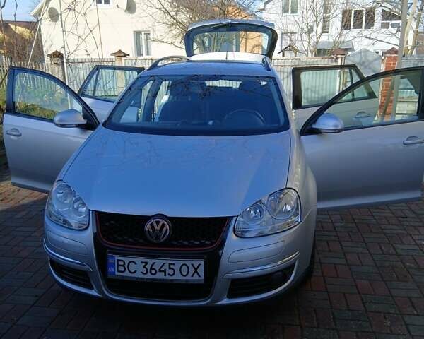 Серый Фольксваген Гольф, объемом двигателя 1.9 л и пробегом 275 тыс. км за 5500 $, фото 1 на Automoto.ua