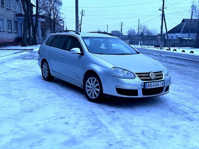 Серый Фольксваген Гольф, объемом двигателя 1.4 л и пробегом 20000 тыс. км за 4300 $, фото 1 на Automoto.ua