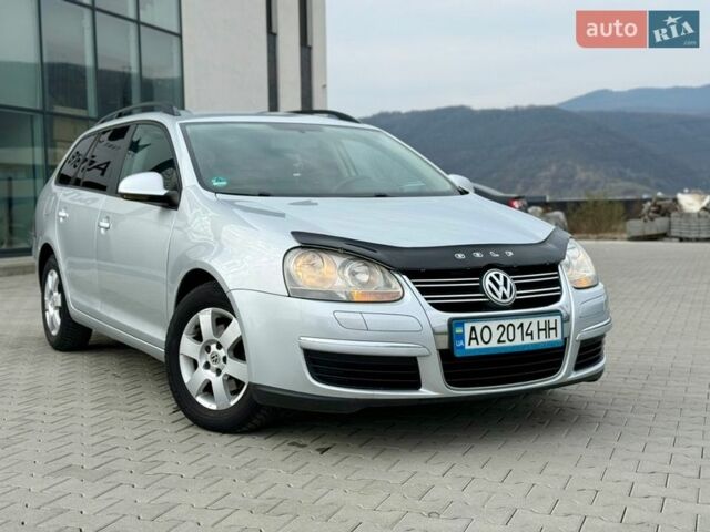 Серый Фольксваген Гольф, объемом двигателя 1.9 л и пробегом 293 тыс. км за 5500 $, фото 1 на Automoto.ua
