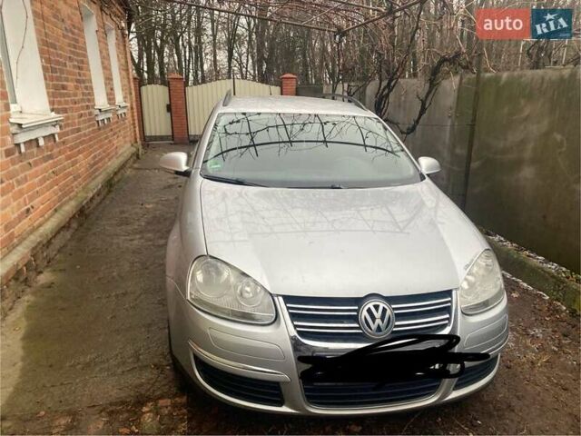 Серый Фольксваген Гольф, объемом двигателя 1.4 л и пробегом 192 тыс. км за 6000 $, фото 1 на Automoto.ua