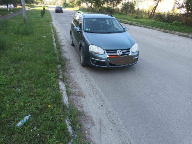 Сірий Фольксваген Гольф, об'ємом двигуна 0 л та пробігом 225 тис. км за 6000 $, фото 1 на Automoto.ua