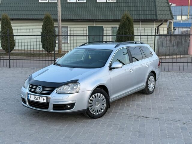 Серый Фольксваген Гольф, объемом двигателя 1.6 л и пробегом 254 тыс. км за 5600 $, фото 1 на Automoto.ua