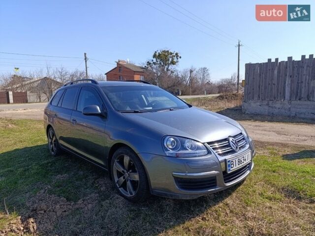 Сірий Фольксваген Гольф, об'ємом двигуна 1.6 л та пробігом 202 тис. км за 7000 $, фото 1 на Automoto.ua
