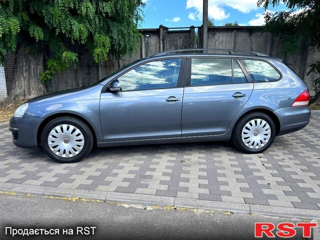 Сірий Фольксваген Гольф, об'ємом двигуна 1.6 л та пробігом 185 тис. км за 5999 $, фото 1 на Automoto.ua