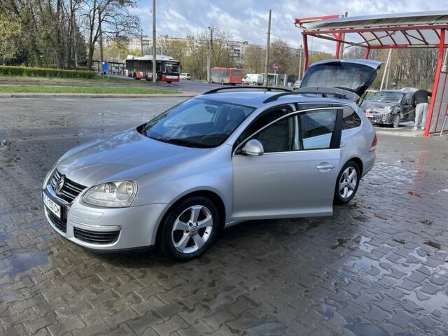 Серый Фольксваген Гольф, объемом двигателя 1.4 л и пробегом 226 тыс. км за 6500 $, фото 1 на Automoto.ua