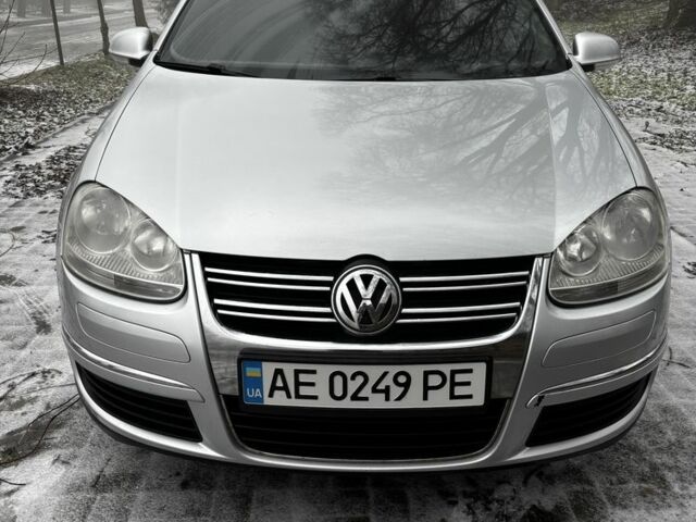 Сірий Фольксваген Гольф, об'ємом двигуна 1.6 л та пробігом 200 тис. км за 5400 $, фото 1 на Automoto.ua