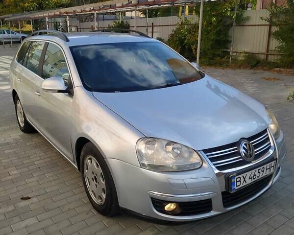 Фольксваген Гольф 2007 у Хмельницькому на Automoto.ua Сірий Фольксваген Гольф, об'ємом двигуна 1.9 л та пробігом 280 тис. км за 5450 $, фото 1 на Automoto.ua