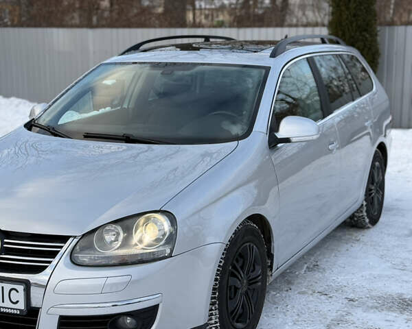 Серый Фольксваген Гольф, объемом двигателя 1.4 л и пробегом 218 тыс. км за 6299 $, фото 1 на Automoto.ua