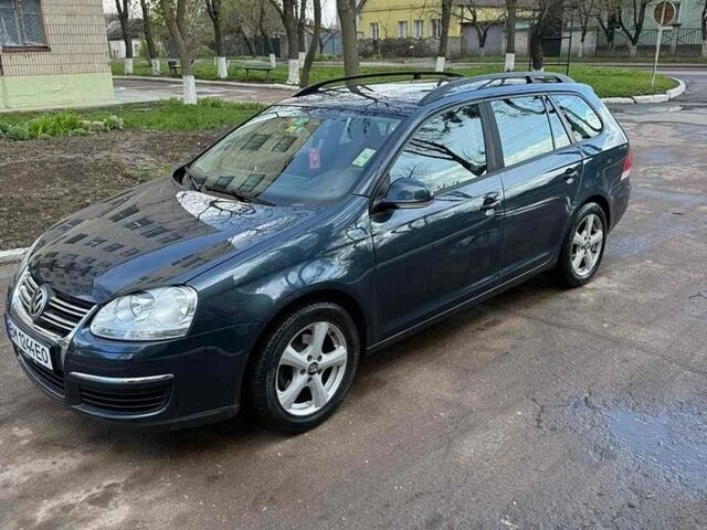 Сірий Фольксваген Гольф, об'ємом двигуна 1.6 л та пробігом 181 тис. км за 5900 $, фото 1 на Automoto.ua