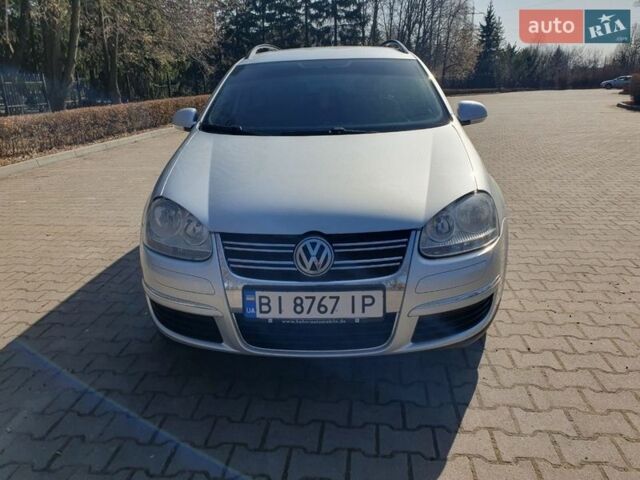 Сірий Фольксваген Гольф, об'ємом двигуна 1.6 л та пробігом 212 тис. км за 5700 $, фото 1 на Automoto.ua