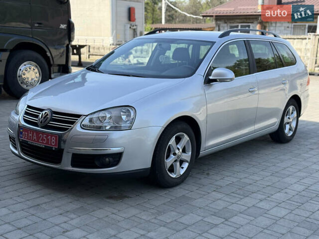 Сірий Фольксваген Гольф, об'ємом двигуна 1.4 л та пробігом 153 тис. км за 5400 $, фото 1 на Automoto.ua
