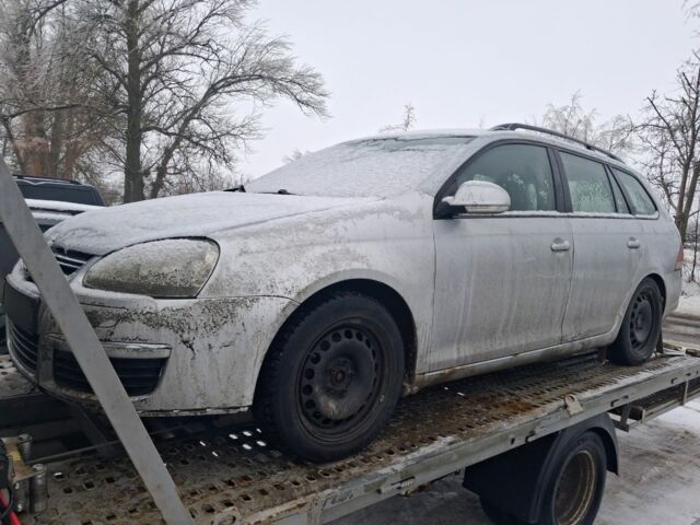 Сірий Фольксваген Гольф, об'ємом двигуна 1 л та пробігом 280 тис. км за 2083 $, фото 1 на Automoto.ua