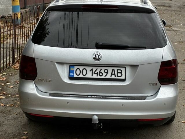 Серый Фольксваген Гольф, объемом двигателя 1.4 л и пробегом 140 тыс. км за 7200 $, фото 1 на Automoto.ua