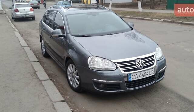 Серый Фольксваген Гольф, объемом двигателя 1.9 л и пробегом 225 тыс. км за 6199 $, фото 1 на Automoto.ua