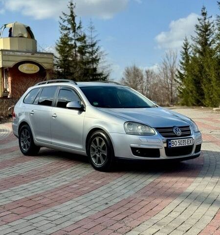 Серый Фольксваген Гольф, объемом двигателя 1.9 л и пробегом 327 тыс. км за 5999 $, фото 1 на Automoto.ua