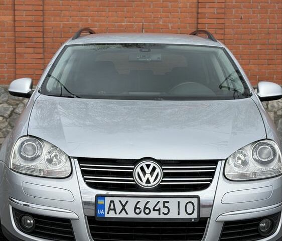 Серый Фольксваген Гольф, объемом двигателя 1.6 л и пробегом 180 тыс. км за 5400 $, фото 1 на Automoto.ua