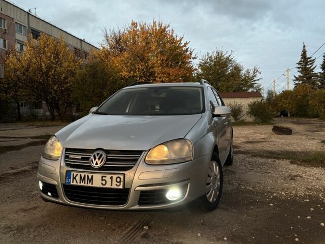 Сірий Фольксваген Гольф, об'ємом двигуна 1.9 л та пробігом 384 тис. км за 2800 $, фото 1 на Automoto.ua