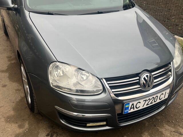 Серый Фольксваген Гольф, объемом двигателя 1.9 л и пробегом 260 тыс. км за 6200 $, фото 1 на Automoto.ua