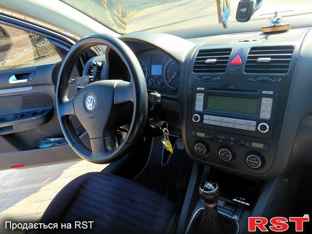 Серый Фольксваген Гольф, объемом двигателя 1.4 л и пробегом 322 тыс. км за 5500 $, фото 1 на Automoto.ua