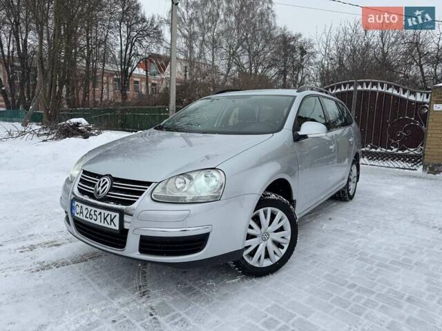 Сірий Фольксваген Гольф, об'ємом двигуна 1.6 л та пробігом 266 тис. км за 5800 $, фото 1 на Automoto.ua