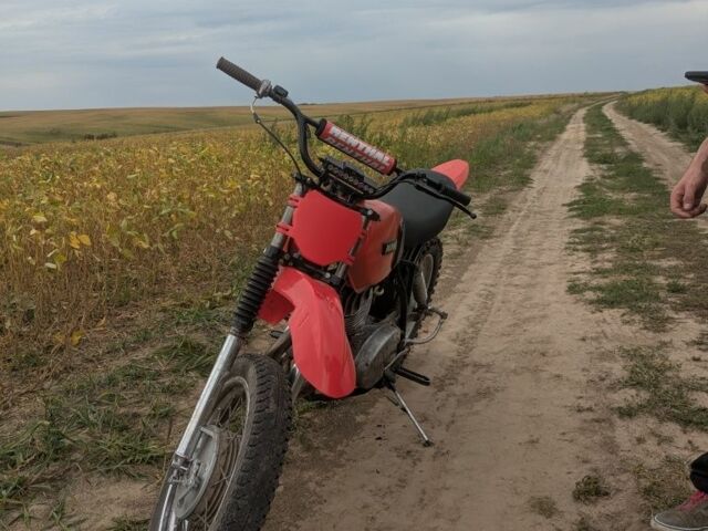 Сірий Фольксваген Гольф, об'ємом двигуна 1.6 л та пробігом 240 тис. км за 6650 $, фото 1 на Automoto.ua