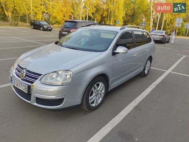 Серый Фольксваген Гольф, объемом двигателя 1.6 л и пробегом 201 тыс. км за 6000 $, фото 1 на Automoto.ua