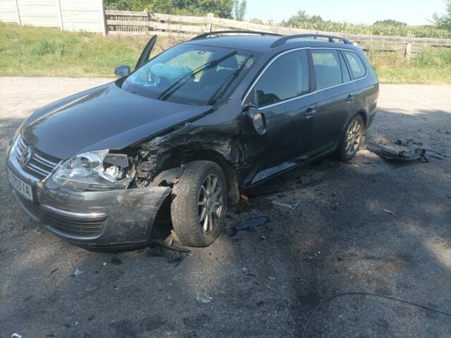 Серый Фольксваген Гольф, объемом двигателя 0 л и пробегом 234 тыс. км за 3200 $, фото 1 на Automoto.ua