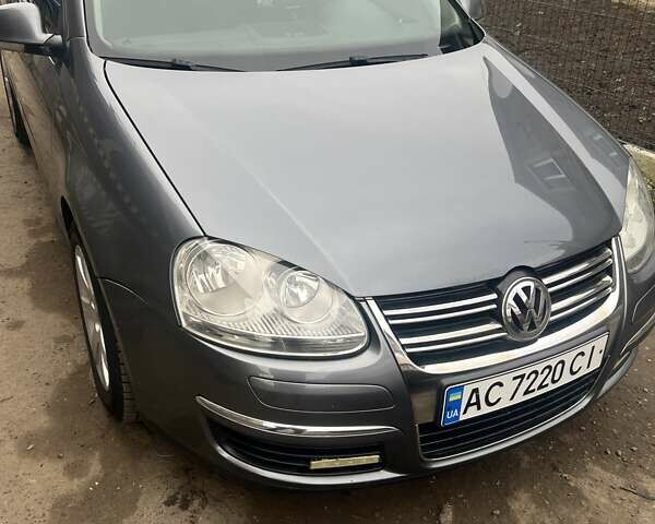 Серый Фольксваген Гольф, объемом двигателя 1.9 л и пробегом 260 тыс. км за 6500 $, фото 1 на Automoto.ua