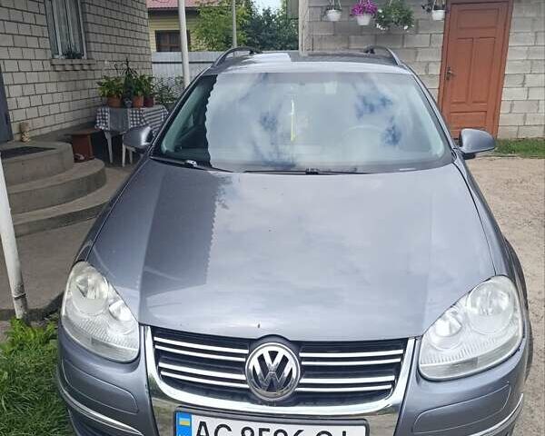 Серый Фольксваген Гольф, объемом двигателя 1.9 л и пробегом 271 тыс. км за 6000 $, фото 1 на Automoto.ua