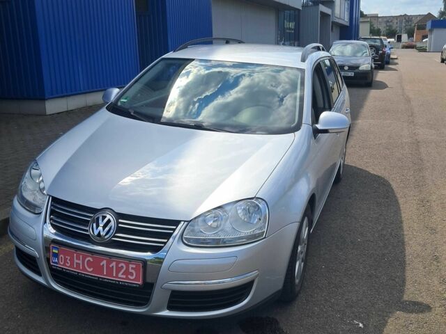 Сірий Фольксваген Гольф, об'ємом двигуна 1.6 л та пробігом 199 тис. км за 5900 $, фото 1 на Automoto.ua