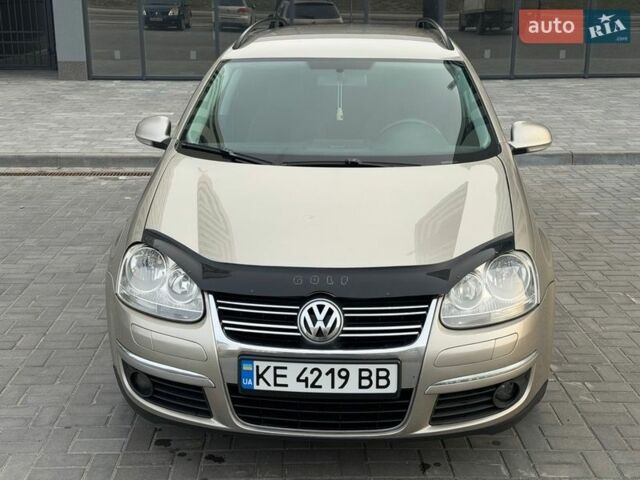 Серый Фольксваген Гольф, объемом двигателя 1.97 л и пробегом 274 тыс. км за 6300 $, фото 1 на Automoto.ua