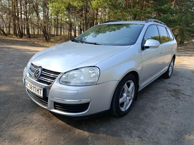 Серый Фольксваген Гольф, объемом двигателя 1.9 л и пробегом 244 тыс. км за 5200 $, фото 1 на Automoto.ua