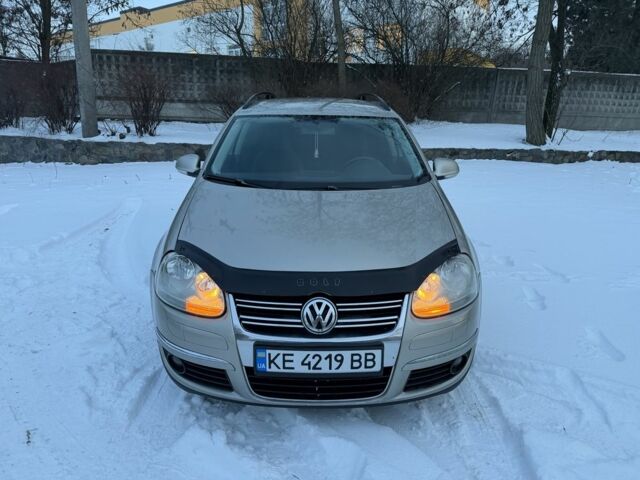 Серый Фольксваген Гольф, объемом двигателя 2 л и пробегом 274 тыс. км за 6000 $, фото 1 на Automoto.ua