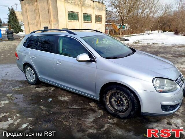 Серый Фольксваген Гольф, объемом двигателя 1.4 л и пробегом 297 тыс. км за 4800 $, фото 1 на Automoto.ua