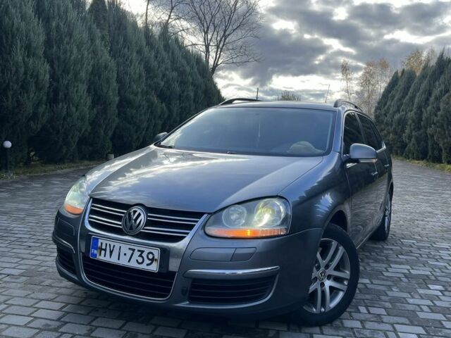 Серый Фольксваген Гольф, объемом двигателя 2 л и пробегом 341 тыс. км за 3500 $, фото 1 на Automoto.ua