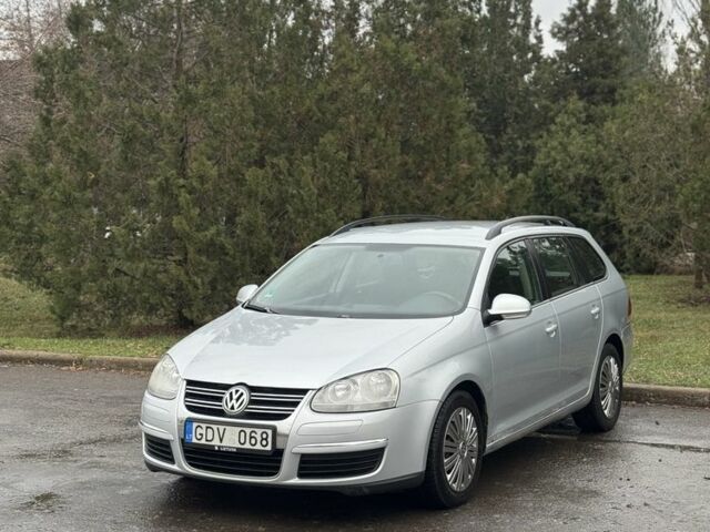 Серый Фольксваген Гольф, объемом двигателя 1.9 л и пробегом 250 тыс. км за 3350 $, фото 1 на Automoto.ua