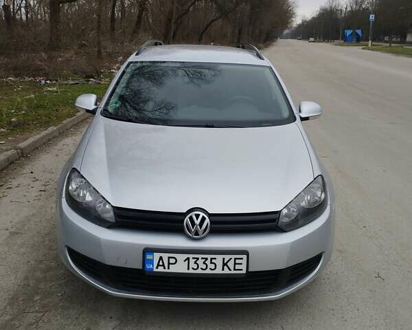 Серый Фольксваген Гольф, объемом двигателя 1.6 л и пробегом 294 тыс. км за 7300 $, фото 1 на Automoto.ua