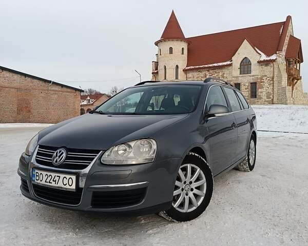 Серый Фольксваген Гольф, объемом двигателя 1.9 л и пробегом 272 тыс. км за 6500 $, фото 1 на Automoto.ua