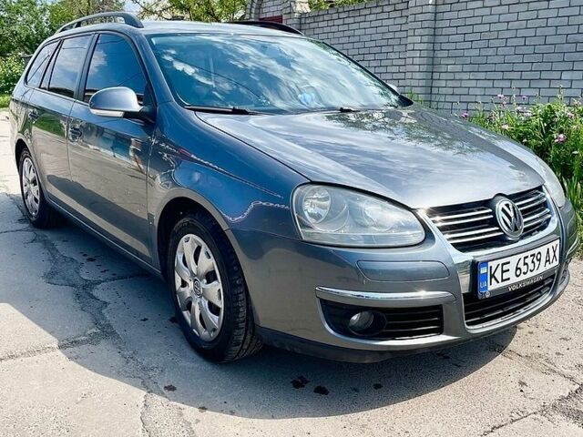 Сірий Фольксваген Гольф, об'ємом двигуна 1.6 л та пробігом 255 тис. км за 6200 $, фото 1 на Automoto.ua