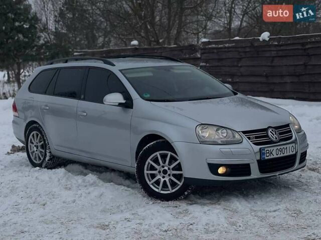 Сірий Фольксваген Гольф, об'ємом двигуна 1.9 л та пробігом 281 тис. км за 5500 $, фото 1 на Automoto.ua