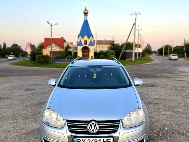 Серый Фольксваген Гольф, объемом двигателя 1.4 л и пробегом 187 тыс. км за 5500 $, фото 1 на Automoto.ua