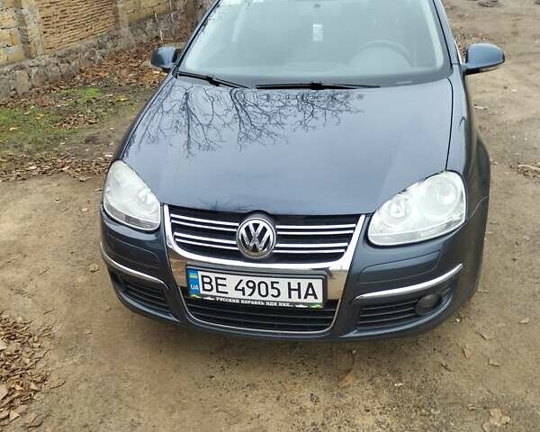 Сірий Фольксваген Гольф, об'ємом двигуна 1.39 л та пробігом 218 тис. км за 6000 $, фото 1 на Automoto.ua