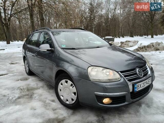 Сірий Фольксваген Гольф, об'ємом двигуна 1.6 л та пробігом 290 тис. км за 5399 $, фото 1 на Automoto.ua