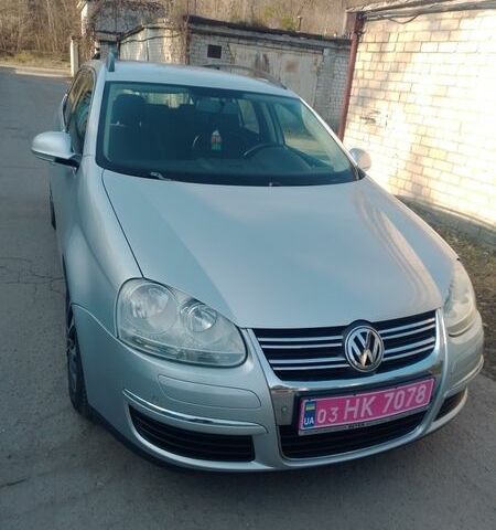 Сірий Фольксваген Гольф, об'ємом двигуна 1.4 л та пробігом 246 тис. км за 5600 $, фото 1 на Automoto.ua