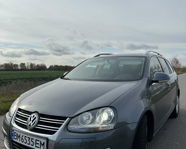 Серый Фольксваген Гольф, объемом двигателя 1.39 л и пробегом 200 тыс. км за 5750 $, фото 1 на Automoto.ua